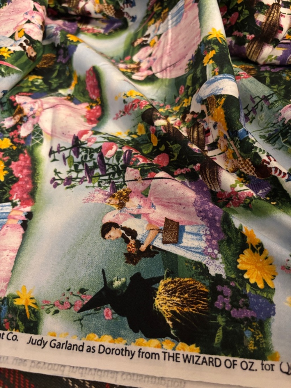 1+ yards Quilting Treasures Wizard of Oz cotton Judy Garland Vintage kids Fabric - Picture 5 of 6